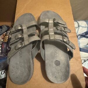 Vionic Silver Buckle Sandals